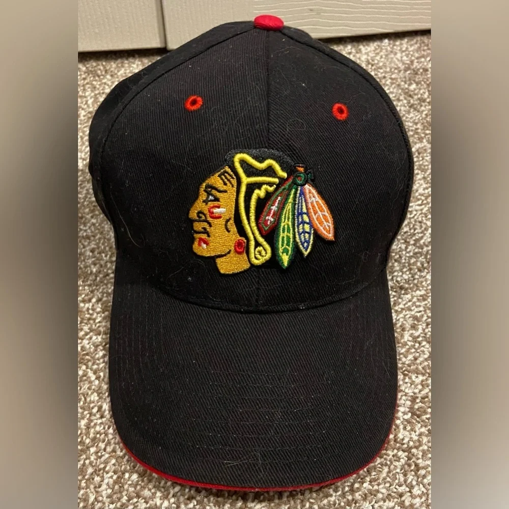 Chicago Blackhawks Adjustable Hat Black Strapback Cap NHL Hockey Twins 47
